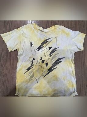 Pokémon Boys White & Yellow Tie-Dye Shirt Size S Graphic Tee
